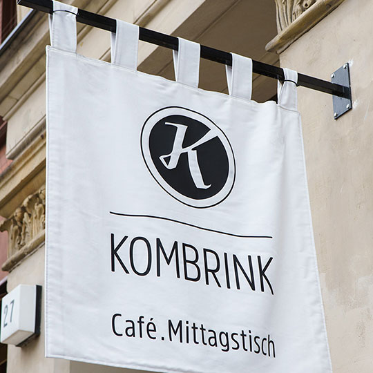 KOMBRINK – Café und Mittagstisch
